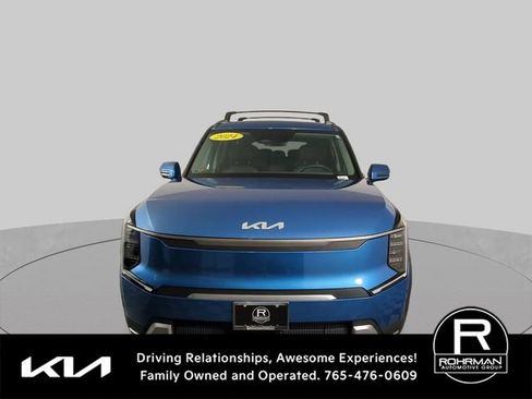 Used 2024 Kia EV9 Wind AWD/4WD image 3