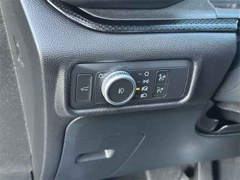 Used 2022 Ford Explorer ST-Line image 18