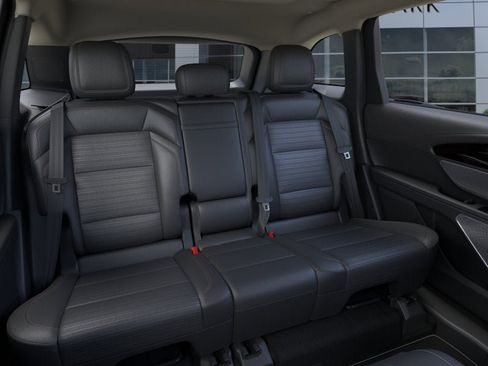 New 2026 Lincoln Nautilus Reserve AWD/4WD image 11
