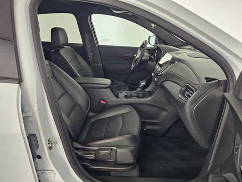 Used 2024 Chevrolet Equinox RS w/ RS Leather Package FWD image 10