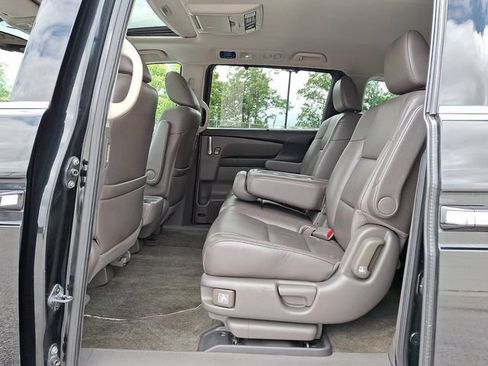 Used 2013 Honda Odyssey Touring image 13