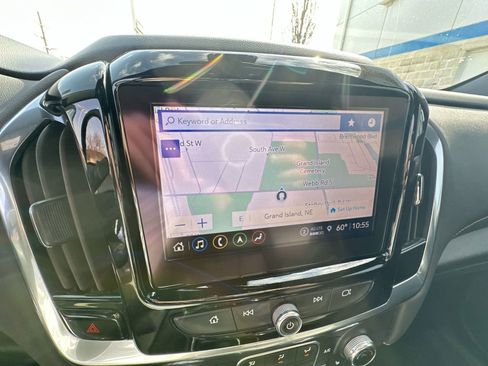 Used 2023 Chevrolet Traverse LT w/ LT Premium Package image 14