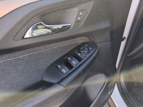 Used 2023 Chevrolet TrailBlazer ACTIV w/ Technology Package image 11