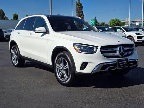 Used 2020 Mercedes-Benz GLC 300 4MATIC image 7