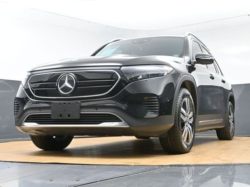 Used 2023 Mercedes-Benz EQB 300 4MATIC w/ Exclusive Package image 56
