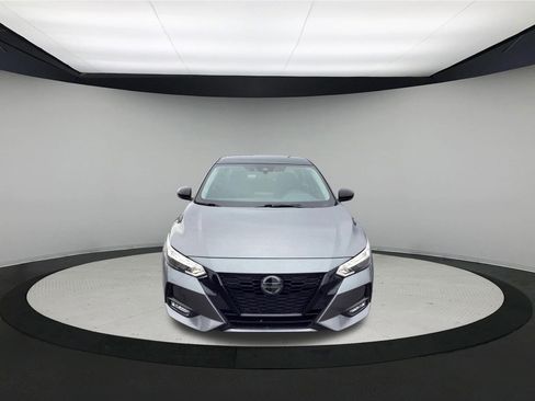 Used 2023 Nissan Sentra SR w/ Midnight Edition Package FWD image 3