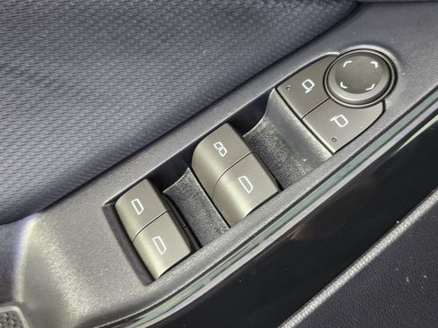 New 2026 Chevrolet Equinox LT FWD image 25