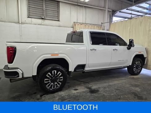 Used 2025 GMC Sierra 3500 Denali Ultimate AWD/4WD image 6