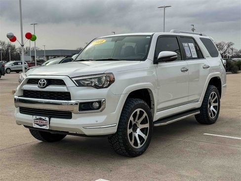 Used 2018 Toyota 4Runner Limited image 7
