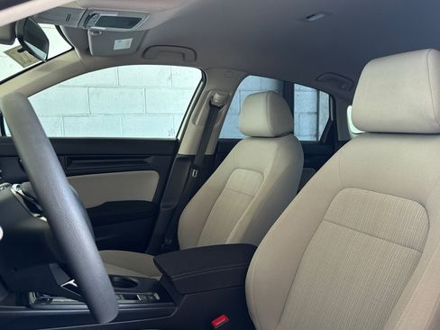 Used 2023 Honda Civic LX image 5
