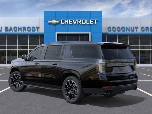New 2026 Chevrolet Suburban RST RWD image 3