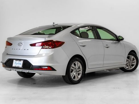 Used 2019 Hyundai Elantra SEL FWD image 29