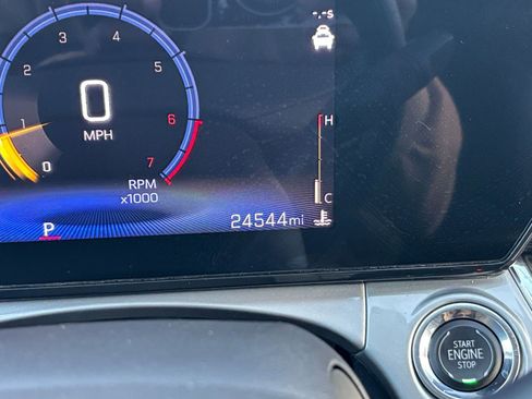 Used 2025 Chevrolet Trax LT image 38