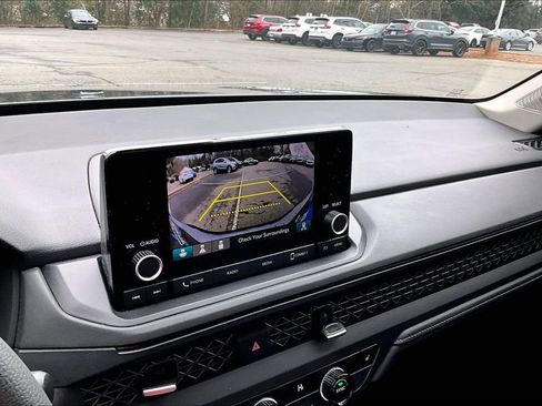 Used 2024 Honda Accord EX image 13