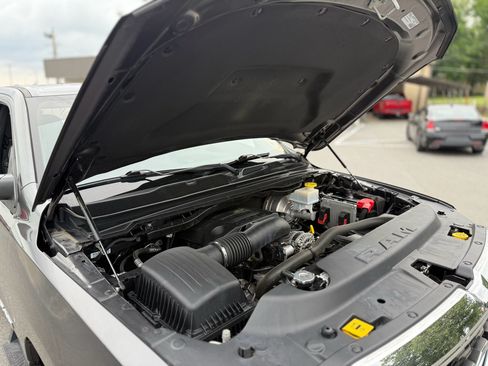 Used 2022 RAM 1500 Big Horn AWD/4WD image 16