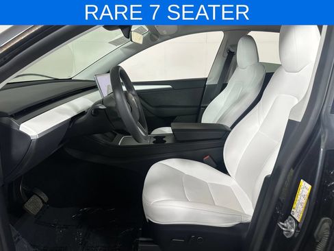 Used 2025 Tesla Model Y Long Range AWD/4WD image 17