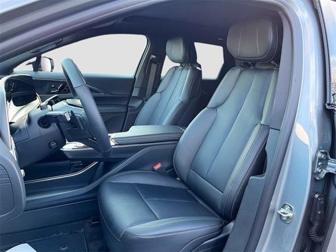 New 2026 Cadillac Lyriq Luxury image 20