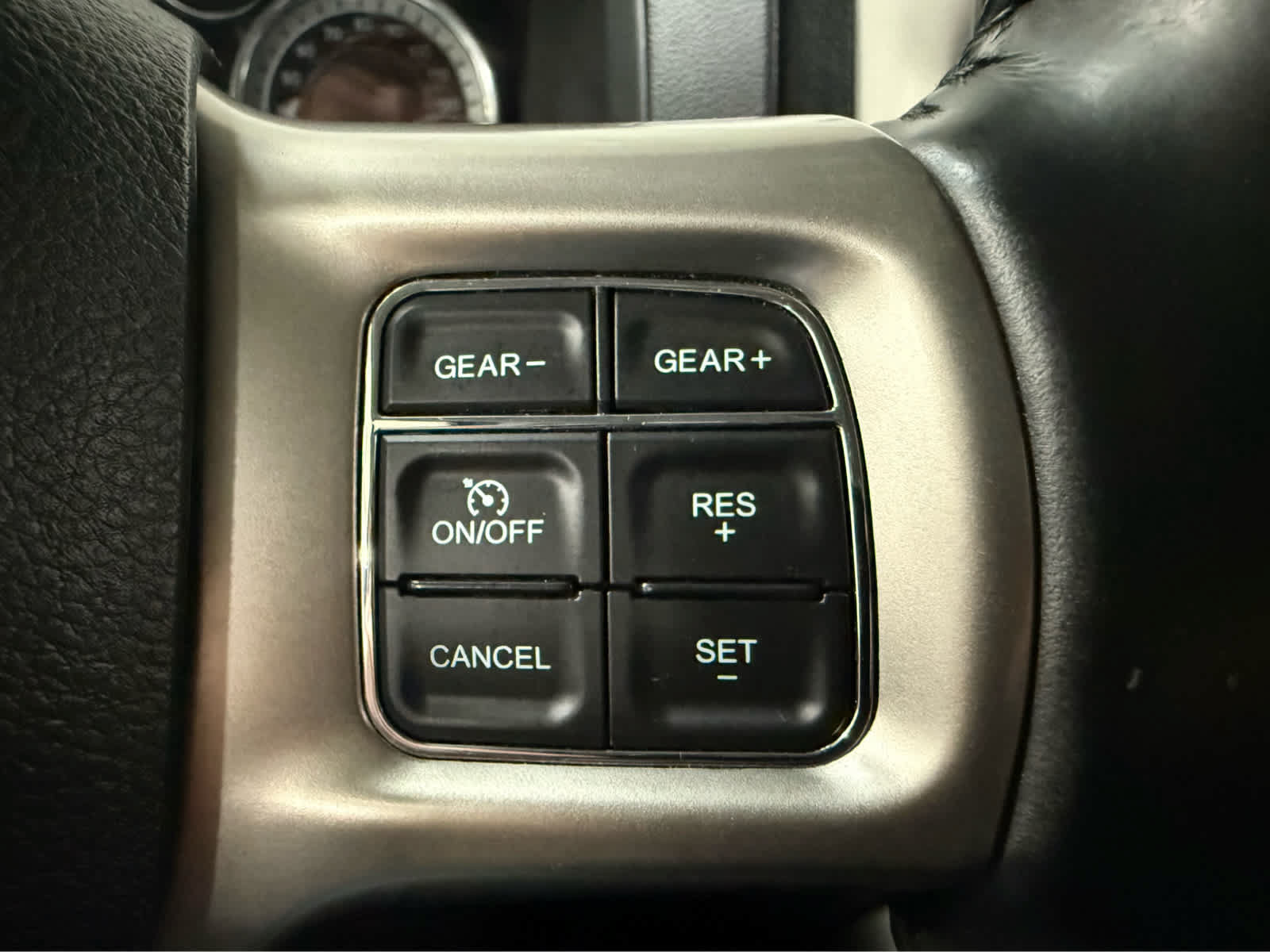 Used 2016 RAM 1500 Laramie w/ Convenience Group AWD/4WD image 20