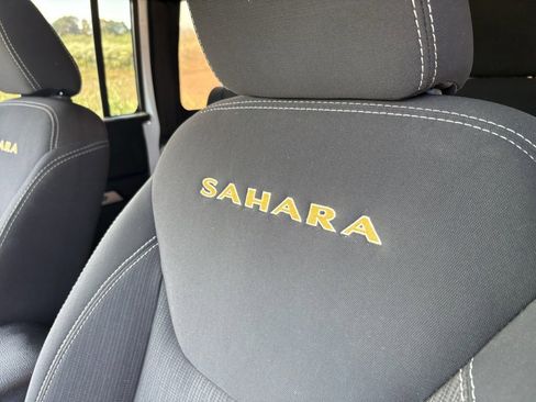 Used 2015 Jeep Wrangler Unlimited Sahara w/ Connectivity Group image 39