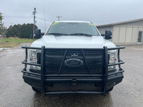 Used 2019 Ford F350 XL w/ Power Equipment Group image 8