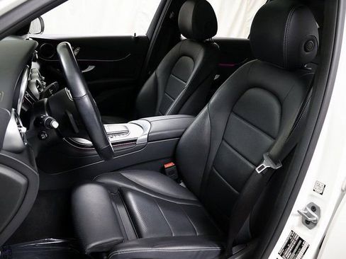 Certified 2022 Mercedes-Benz GLC 300 4MATIC image 10