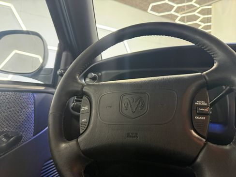 Used 1998 Dodge Ram 1500 Truck 4x4 Regular Cab image 33