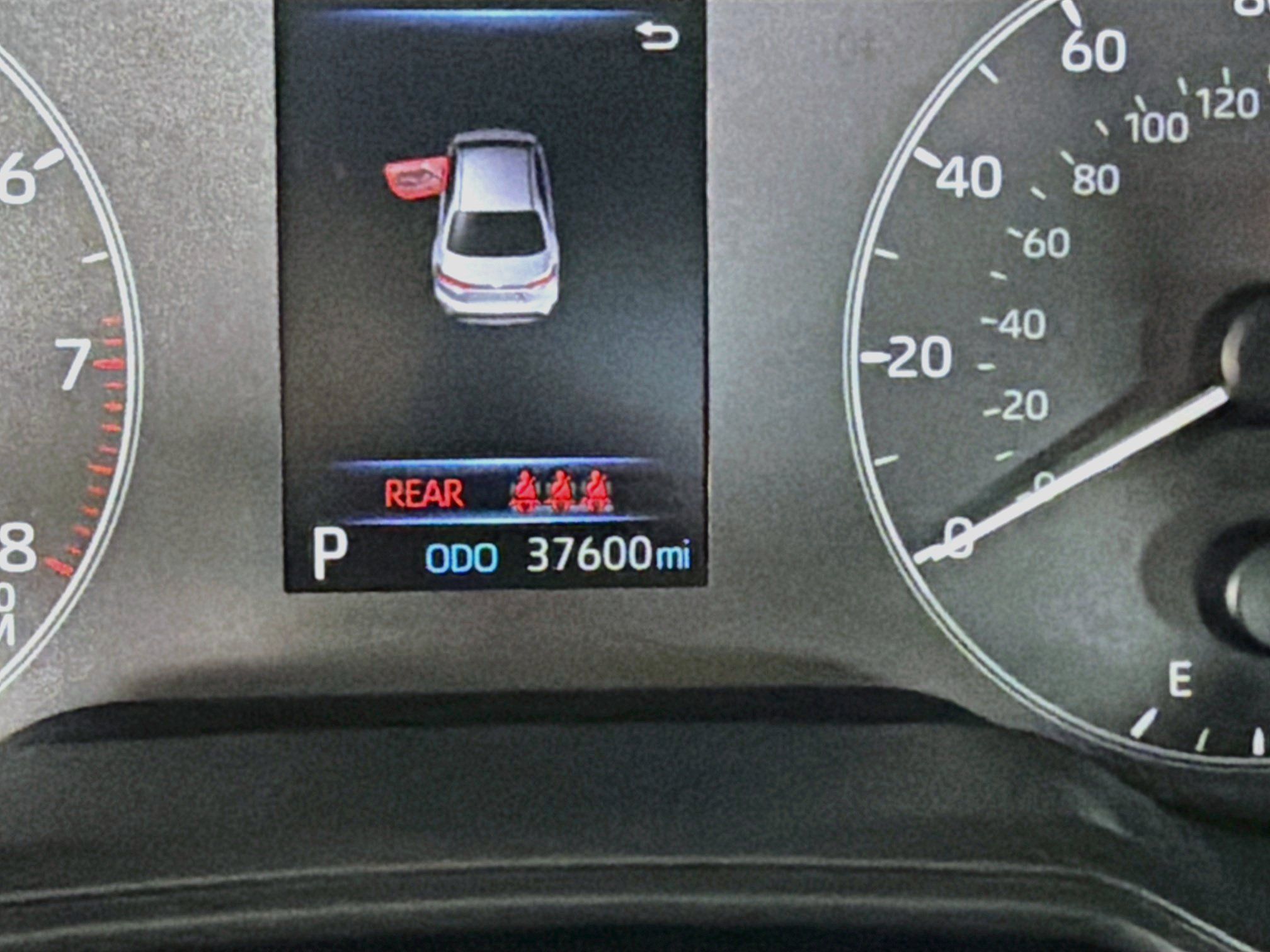 Used 2025 Toyota Corolla LE FWD image 18