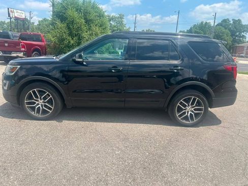 Used 2016 Ford Explorer Sport AWD/4WD image 8