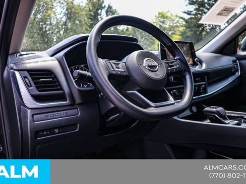 Used 2024 Nissan Rogue S AWD/4WD image 21
