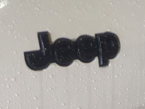 New 2025 Jeep Grand Cherokee L Altitude image 12