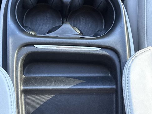 Used 2017 Chrysler Pacifica Touring-L image 29