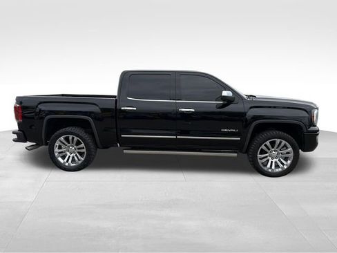 Used 2018 GMC Sierra 1500 Denali w/ Denali Ultimate Package image 8