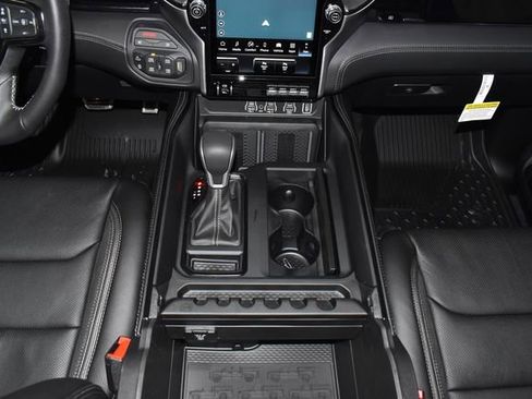 New 2026 RAM 1500 RHO w/ RHO Level 1 Equipment Group image 24