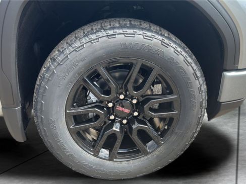 New 2026 GMC Sierra 1500 Elevation image 23