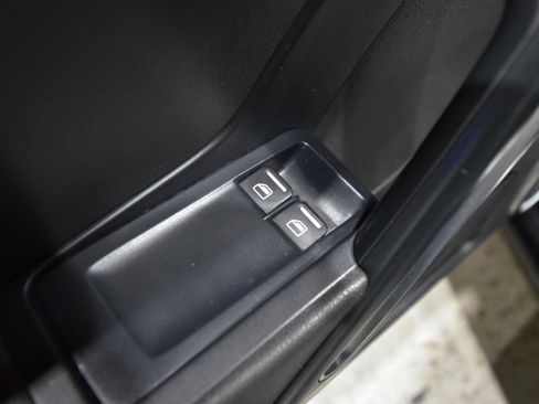 Used 2012 Volkswagen Beetle 2.5 image 10