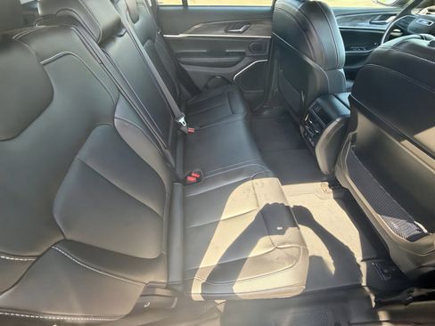 Used 2023 Jeep Grand Cherokee Limited w/ Trailer Tow Prep Group (B) image 11