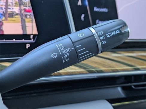 Used 2022 Cadillac Escalade ESV Sport Platinum image 31