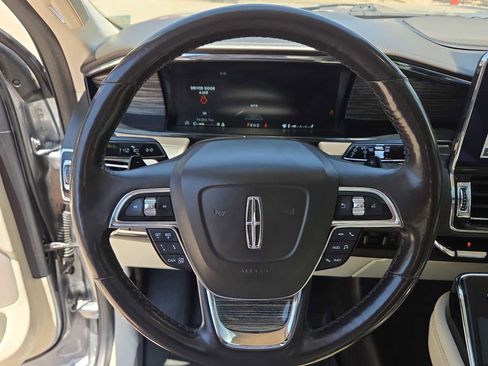 Used 2020 Lincoln Navigator L Black Label w/ Cargo Convenience Package AWD/4WD image 19