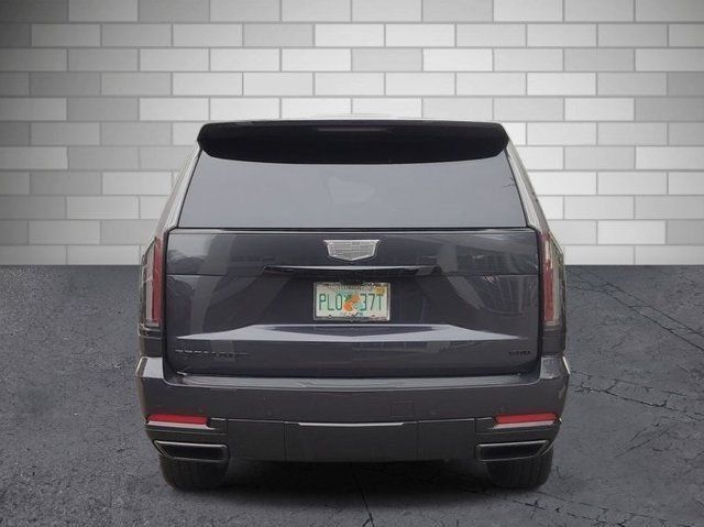 Certified 2026 Cadillac Escalade Platinum Sport w/ LPO, ONYX Package AWD/4WD image 4