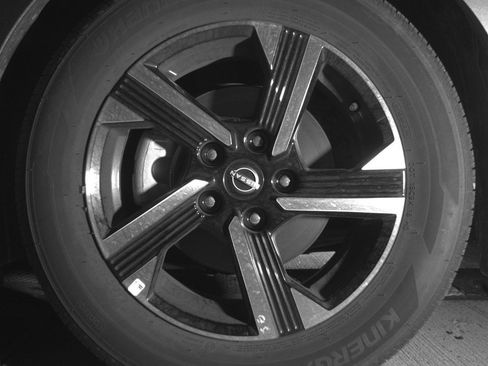 Used 2025 Nissan Sentra SV image 12