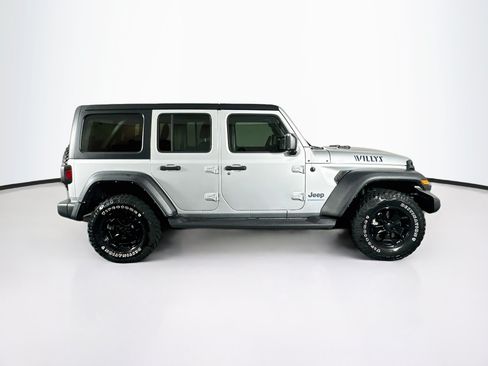 Used 2023 Jeep Wrangler Unlimited AWD/4WD image 10