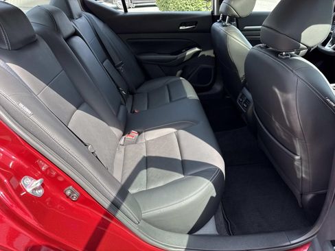 Used 2023 Nissan Altima 2.5 SL FWD image 26