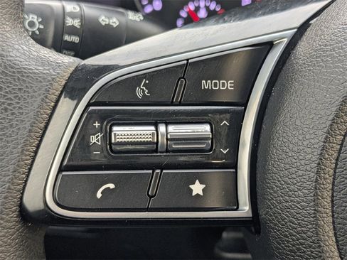 Used 2023 Kia Forte LXS w/ LXS Technology Package image 23