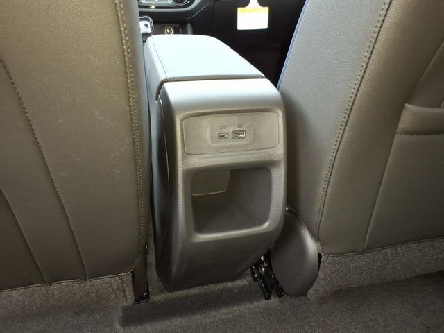 Used 2026 Buick Envista Sport Touring w/ Convenience I Package FWD image 17