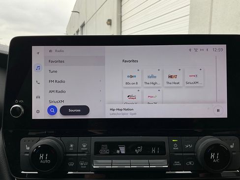 Used 2025 Toyota Grand Highlander XLE image 31