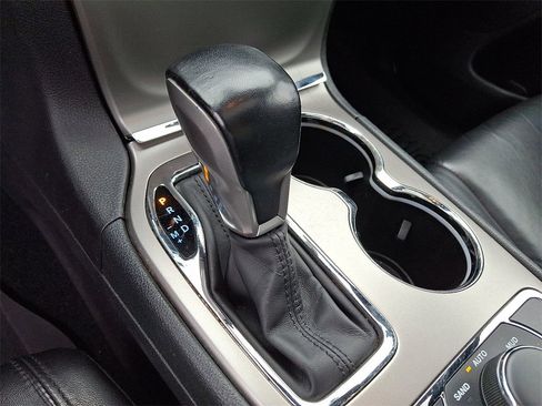 Used 2021 Jeep Grand Cherokee Limited w/ Premium Lighting Group image 16