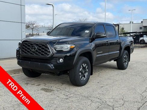 Used 2023 Toyota Tacoma TRD Off-Road w/ TRD Premium Off Road Package image 7