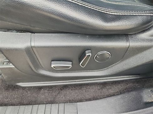 Used 2017 Ford F150 Lariat image 17