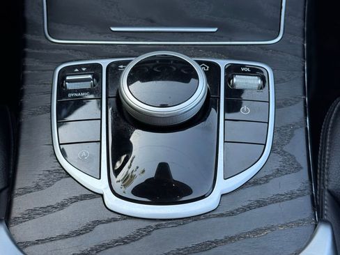 Used 2019 Mercedes-Benz C 300 Sedan image 15