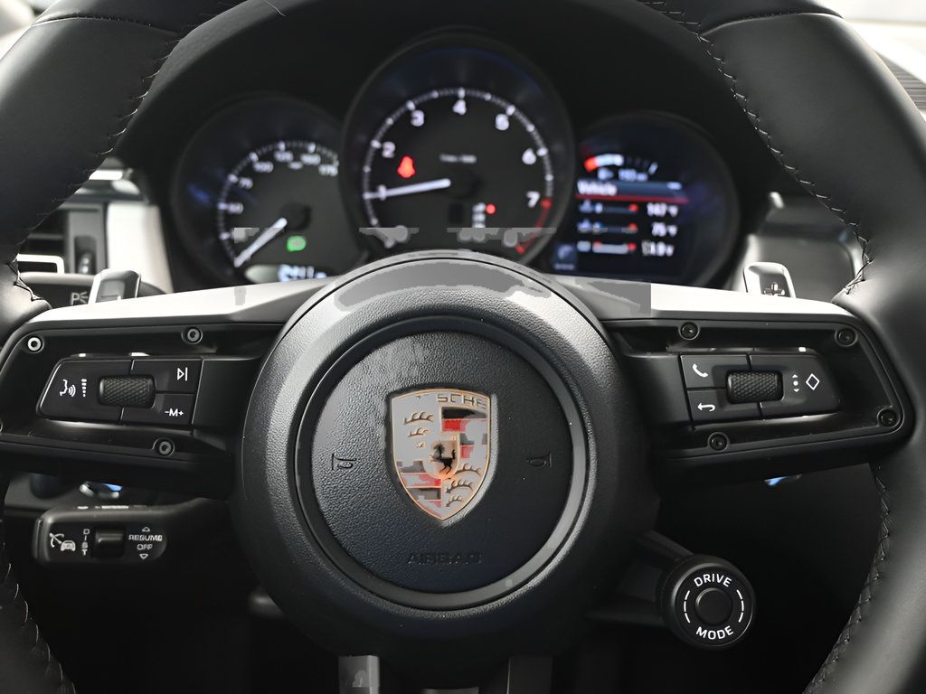 Certified 2026 Porsche Macan AWD/4WD image 21